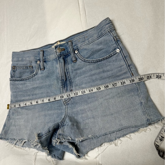 Madewell The Perfect jean Shorts 🪻 - Picture 3 of 9
